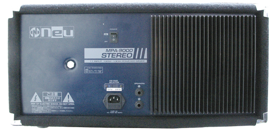 Neu MPA-9000III stereo背面部分
